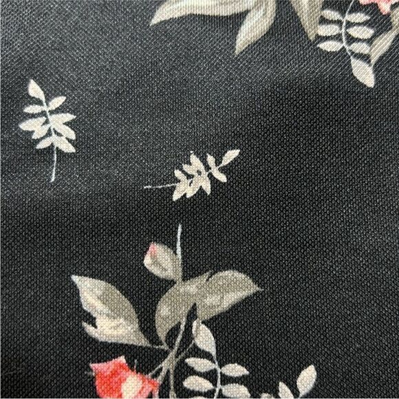 H&M Divided | Women’s Black Roses Floral Mini Tank Dress Size 6 - Picture 6 of 8